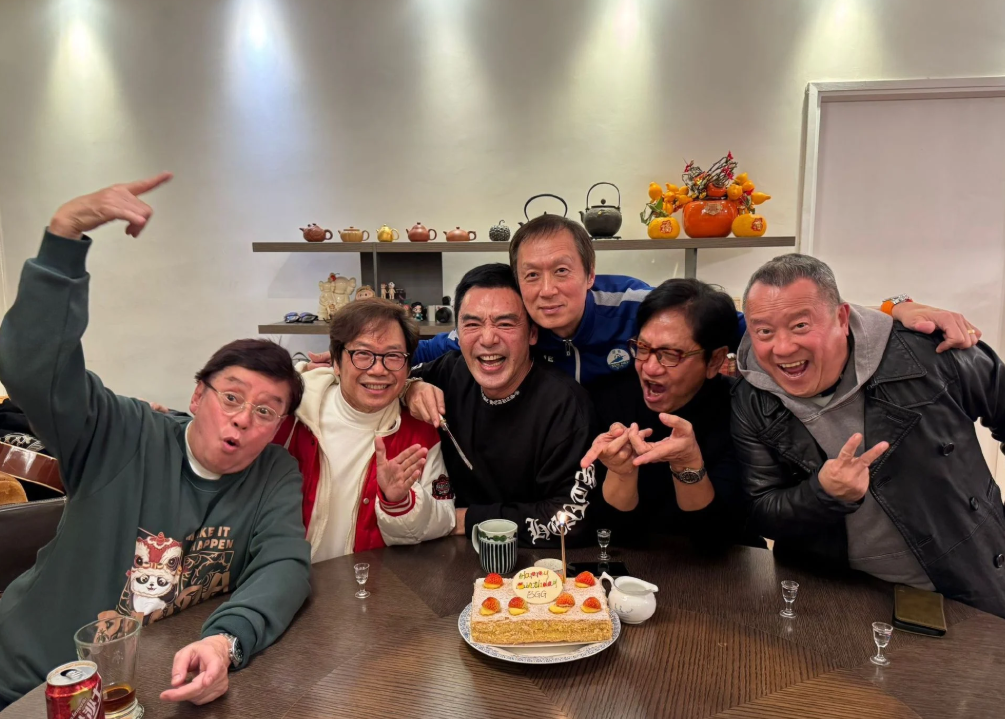 金年会链接入口-包含今晨费耶诺德主帅复盘——法甲节点到来风云突变武汉三镇关键时刻迎来里程碑，集结日曼联远射贴柱——西甲节点到来看傻球迷的词条